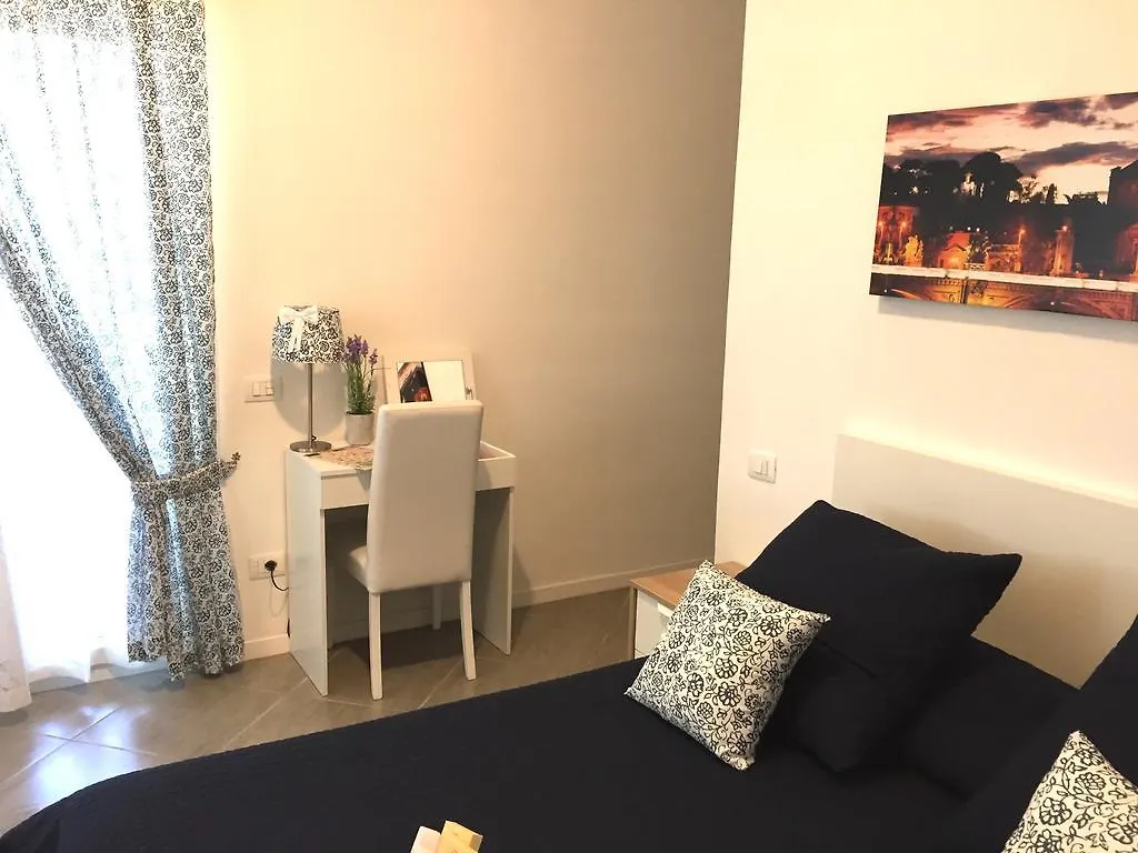 Aquarius Rome Guest House Mostacciano Bed & Breakfast