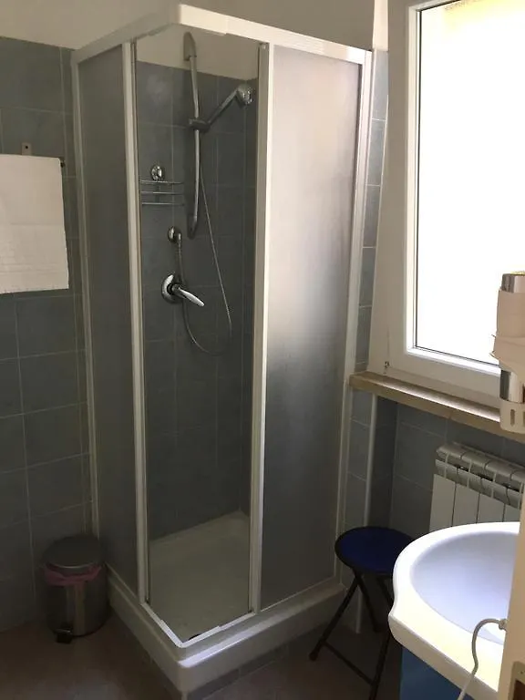 *** Bed & Breakfast Aquarius Rome Guest House Mostacciano Italy